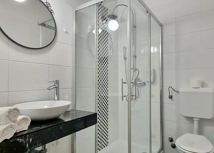 Hotel Bio